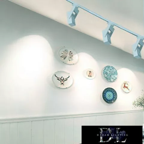 UNIVERSO Single-phase track lamp 30w 2700lm 6500k Ra≥90 24° white